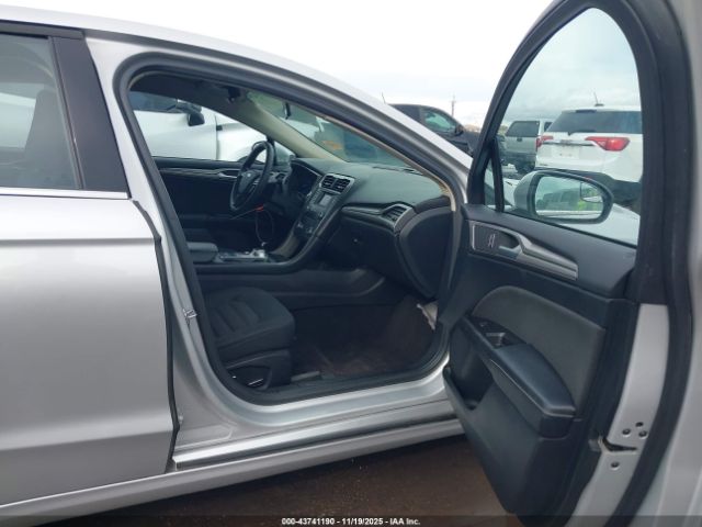 2017 FORD FUSION 3FA6P0H72HR297331 Photo 4