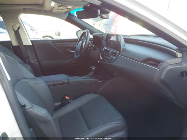 2022 LEXUS ES 300H 58ADA1C11NU018505 Photo 4