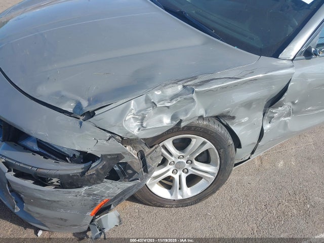 2C3CDXBG5KH725603 Dodge Charger Sxt Rwd