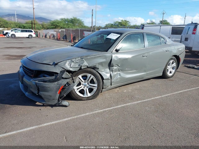 2C3CDXBG5KH725603 Dodge Charger Sxt Rwd