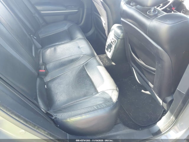 2C3CDXBG5KH725603 Dodge Charger Sxt Rwd