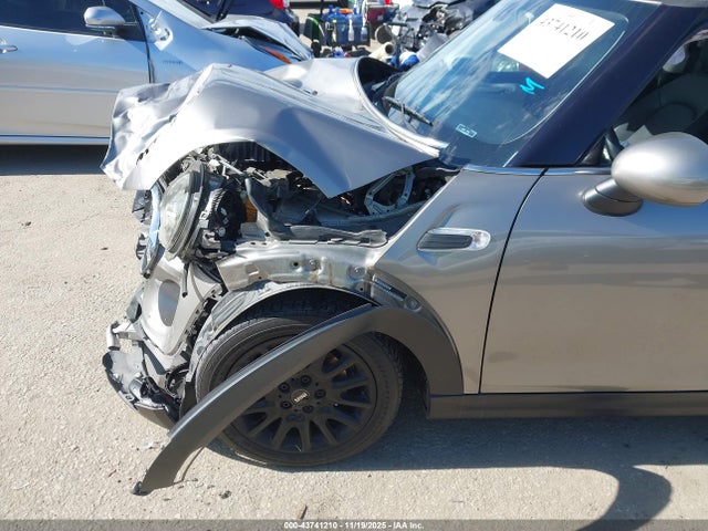 2019 MINI HARDTOP WMWXP5C59K2L06584 Photo 5