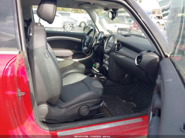 2010 MINI COOPER S WMWMF7C58ATZ74239 Photo 4