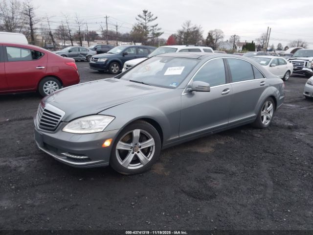 2011 MERCEDES-BENZ S 550 WDDNG8GB7BA365639 Photo 1