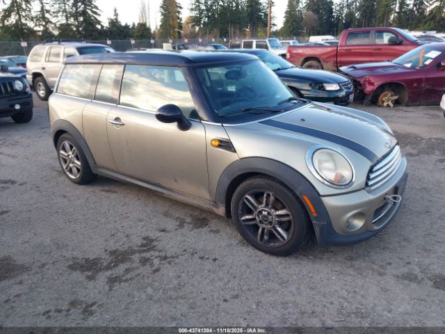 2011 MINI COOPER CLUBMAN WMWZF3C56BTY00069 Photo 0