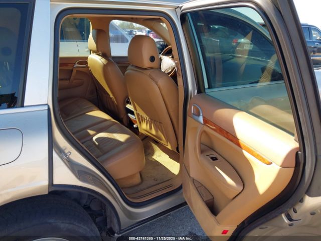 2005 PORSCHE CAYENNE WP1AA29P15LA22705 Photo 7