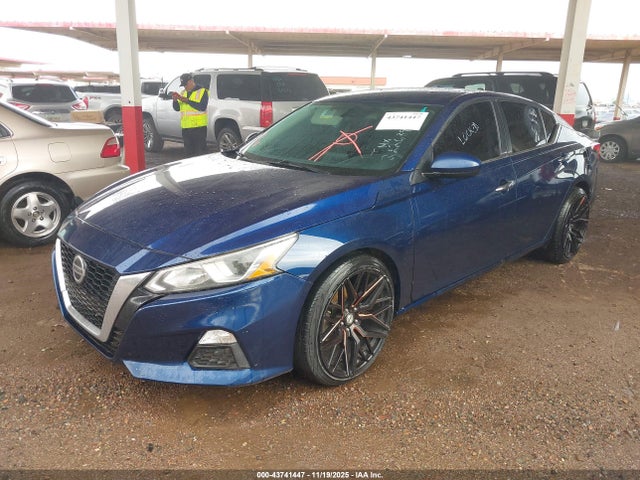 Nissan Altima 2019 1N4BL4BV9KC222639 Image 2