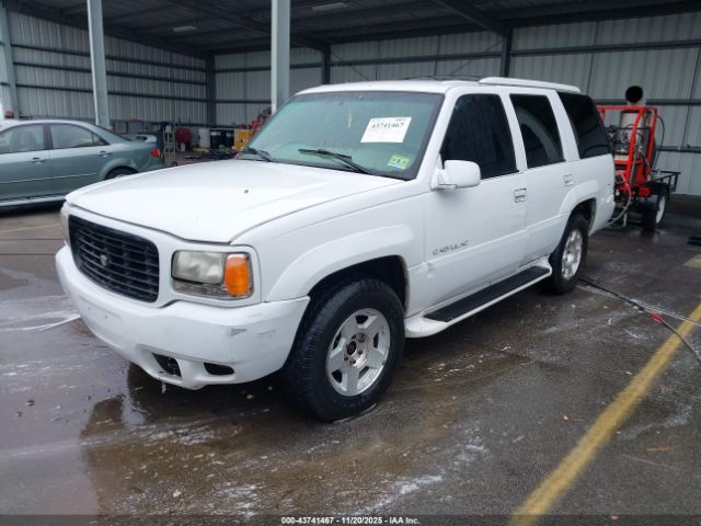 2000 CADILLAC ESCALADE 1GYEK63R1YR219290 Photo 1