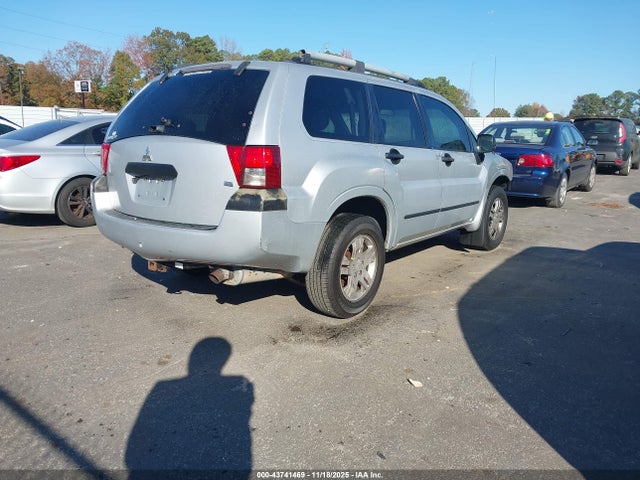 2005 MITSUBISHI ENDEAVOR 4A4MM21S15E055979 Photo 3