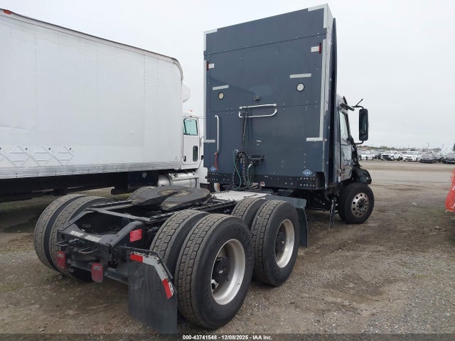 43741548 :رقم المزاد ، 4V4NC9UG6NN313996 vin ، 2022 Volvo Vnl مزاد بيع