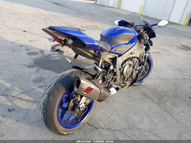 Yamaha YZFR1 2023 JYARN66E6PA003399 Image 4