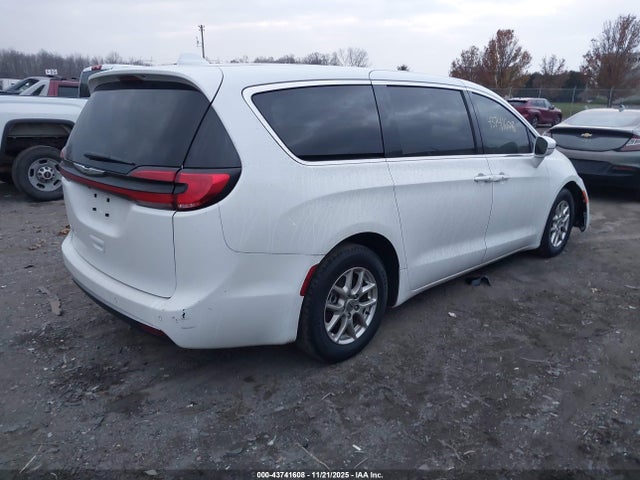 Aukcja sprzedaży 2022 Chrysler Pacifica Touring L, vin: 2C4RC1BG5NR118136, numer aukcji: 43741608