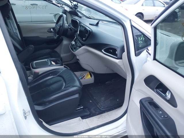 Aukcja sprzedaży 2022 Chrysler Pacifica Touring L, vin: 2C4RC1BG5NR118136, numer aukcji: 43741608