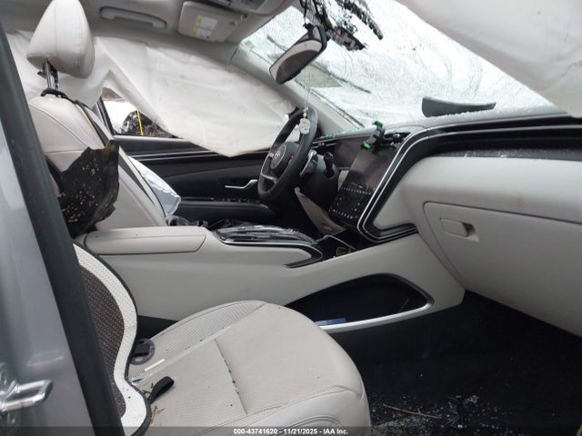 5NMJECAEXNH150531 Hyundai Tucson Limited