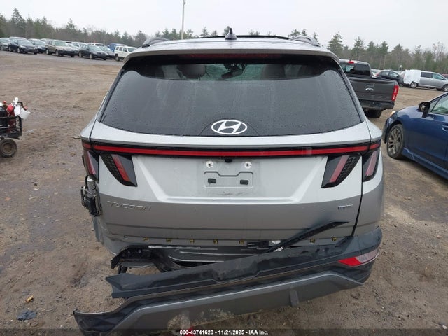 5NMJECAEXNH150531 Hyundai Tucson Limited