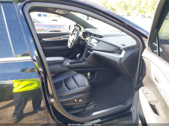 2021 CADILLAC XT5 1GYKNAR42MZ139046 Photo 4