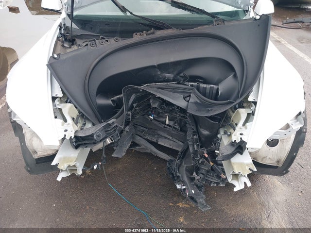 2024 TESLA MODEL 3 5YJ3E1EA5RF830803 Photo 9