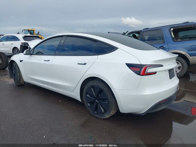 2024 TESLA MODEL 3 5YJ3E1EA5RF830803 Photo 2