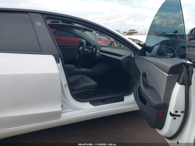 2024 TESLA MODEL 3 5YJ3E1EA5RF830803 Photo 4