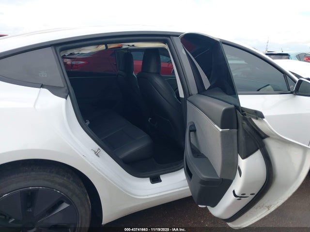 2024 TESLA MODEL 3 5YJ3E1EA5RF830803 Photo 7