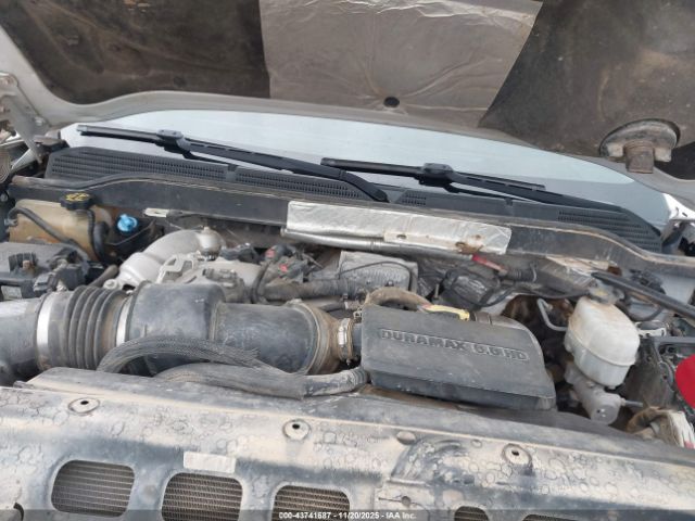 2017 CHEVROLET SILVERADO 2500HD 1GC1KUEYXHF185364 Photo 9