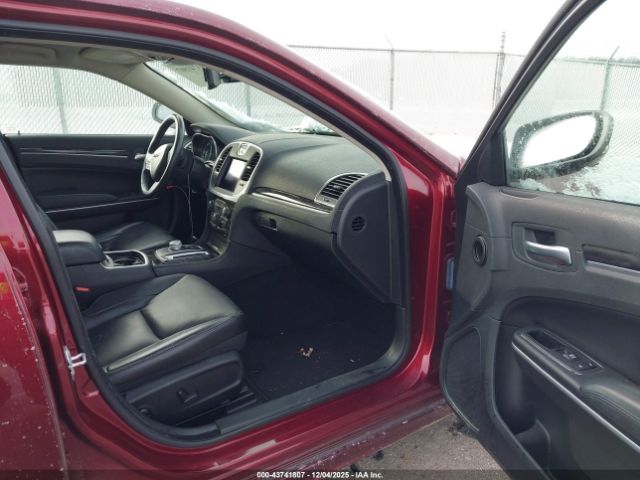 2022 CHRYSLER 300 2C3CCADGXNH148732 Photo 4