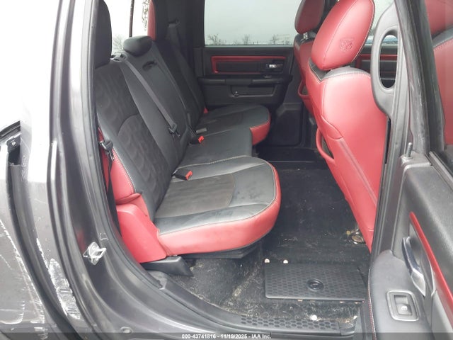 43741816 :رقم المزاد ، 1C6RR7YT4GS133841 vin ، 2016 Ram 1500 Rebel مزاد بيع