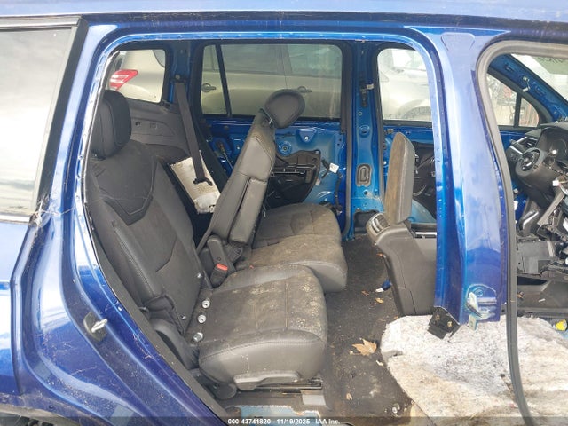 2023 CADILLAC XT6 1GYKPGRS4PZ131630 Photo 7