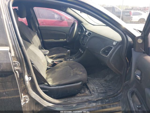 2012 CHRYSLER 200 1C3CCBAB0CN261950 Photo 4