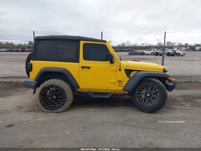 1C4GJXAG7JW281387 Jeep Wrangler Sport 4x4