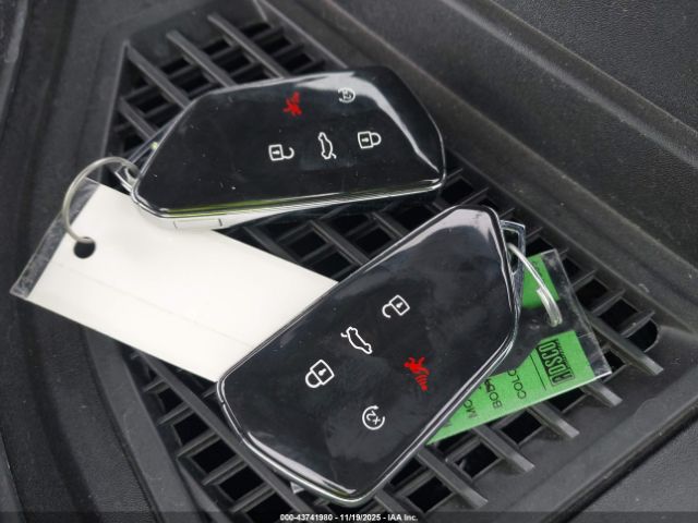 2025 VOLKSWAGEN TIGUAN 3VVLR7RM6SM033877 Photo 10