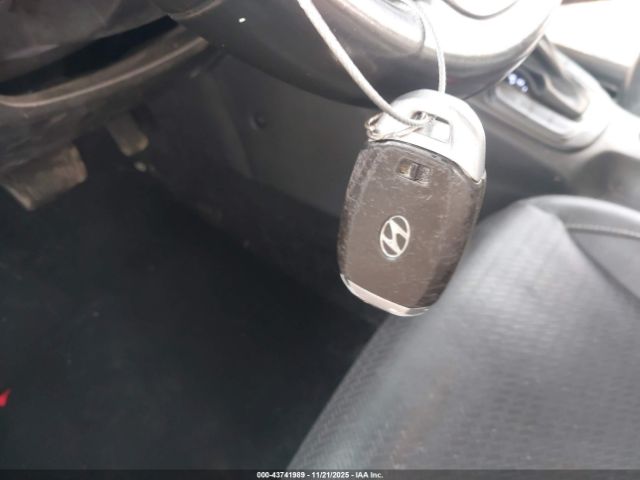 2018 HYUNDAI KONA KM8K5CA51JU140084 Photo 10