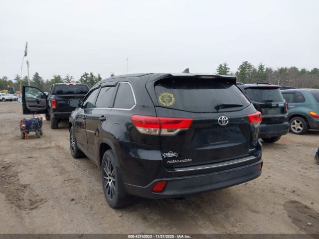 2017 TOYOTA HIGHLANDER 5TDJZRFH0HS449120 Photo 2
