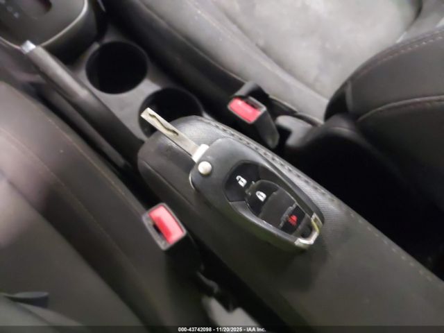 2019 CHEVROLET TRAX 3GNCJNSB7KL388315 Photo 10