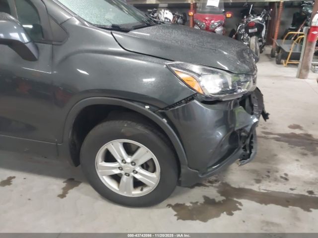 2019 CHEVROLET TRAX 3GNCJNSB7KL388315 Photo 5