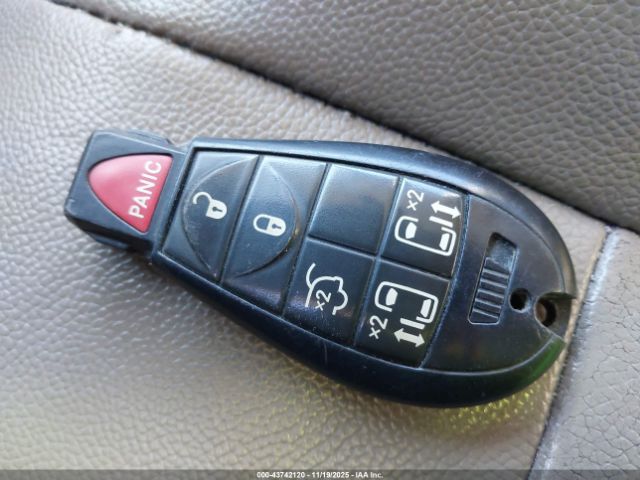 2013 CHRYSLER TOWN & COUNTRY 2C4RC1BG8DR649992 Photo 10