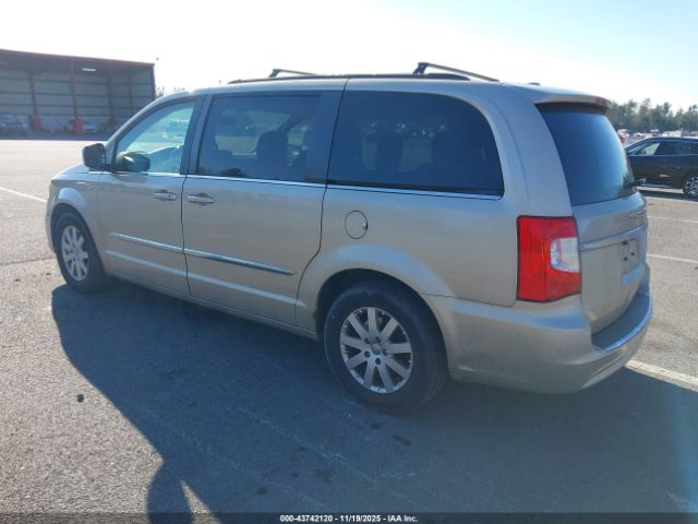 2013 CHRYSLER TOWN & COUNTRY 2C4RC1BG8DR649992 Photo 2