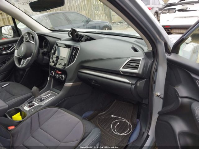 2023 SUBARU FORESTER JF2SKAECXPH518111 Photo 4