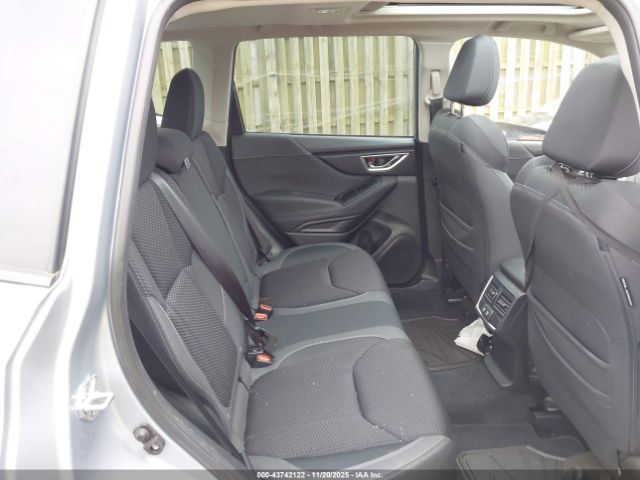 2023 SUBARU FORESTER JF2SKAECXPH518111 Photo 7