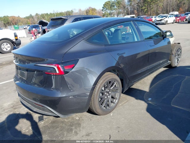 2025 TESLA MODEL 3 5YJ3E1EAXSF021349 Photo 3