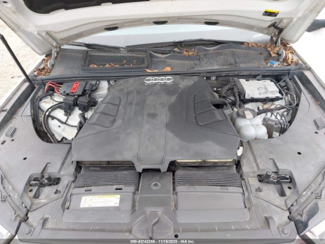 2018 AUDI Q7 WA1LAAF74JD002648 Photo 9