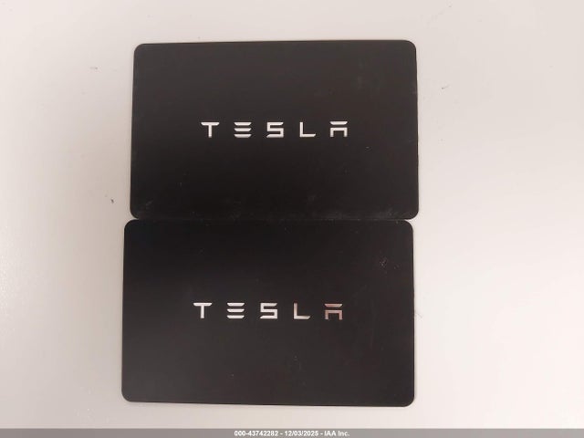 2026 TESLA MODEL Y 7SAYGDEE2TA470921 Photo 10