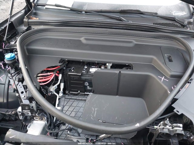 2025 AUDI Q6 E-TRON WA124BGF7SA066443 Photo 9