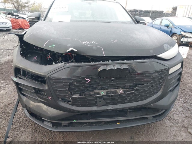 2025 AUDI Q6 E-TRON WA124BGF7SA066443 Photo 5