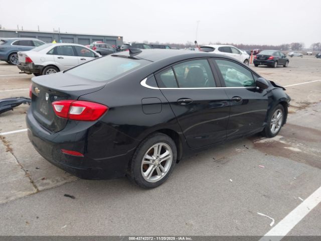 2018 CHEVROLET CRUZE 1G1BE5SM3J7100229 Photo 3