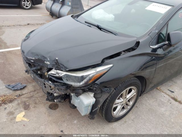 2018 CHEVROLET CRUZE 1G1BE5SM3J7100229 Photo 5