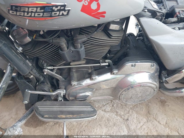 2024 HARLEY-DAVIDSON FLTRX 1HD1KH713RB624967 Photo 8