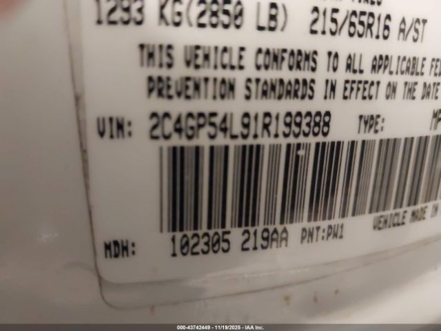 2001 CHRYSLER TOWN & COUNTRY 2C4GP54L91R199388 Photo 8