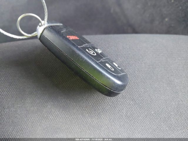 2023 DODGE CHARGER 2C3CDXBG1PH653709 Photo 10