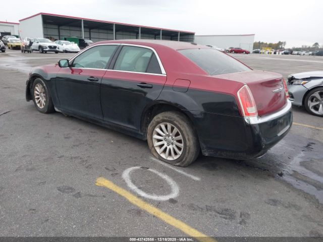 2014 CHRYSLER 300 2C3CCAAGXEH235650 Photo 2